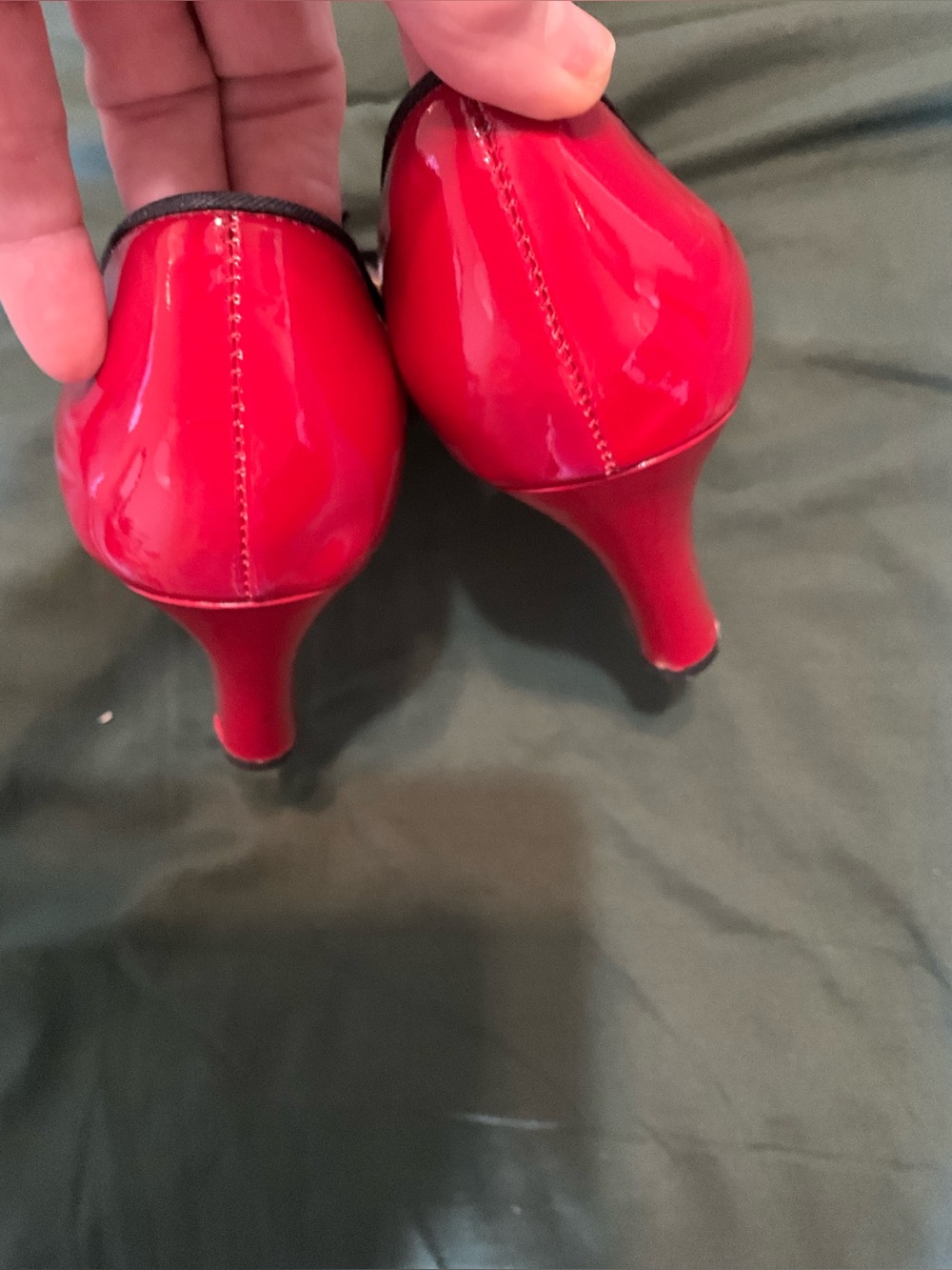 Anne Klein Red Patent Peep-Toe Bow Pumps Heels Size 7M - Picture 5 of 6